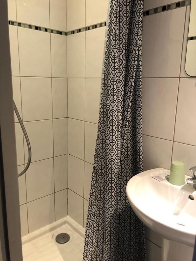 Residence Cosyade Equipee D'Un Parking Prive Gratuit Bourbourg Exterior photo