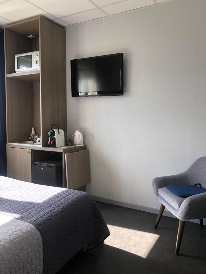 Residence Cosyade Equipee D'Un Parking Prive Gratuit Bourbourg Exterior photo