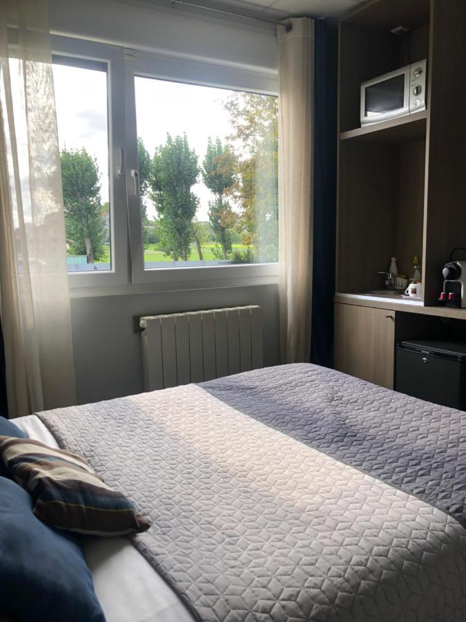 Residence Cosyade Equipee D'Un Parking Prive Gratuit Bourbourg Exterior photo