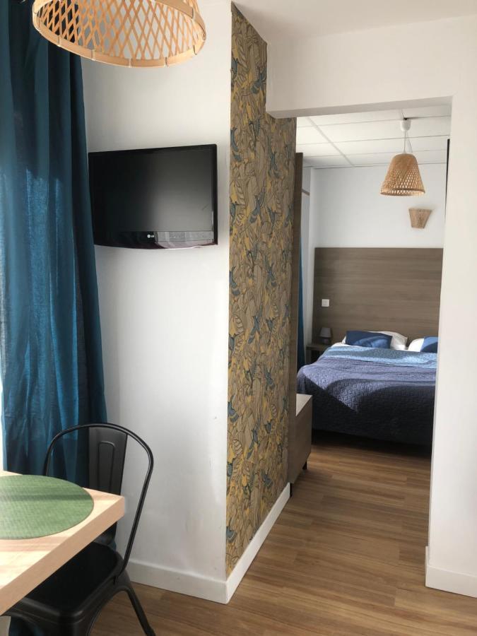 Residence Cosyade Equipee D'Un Parking Prive Gratuit Bourbourg Exterior photo