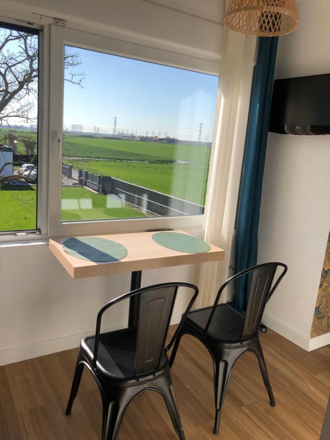 Residence Cosyade Equipee D'Un Parking Prive Gratuit Bourbourg Exterior photo