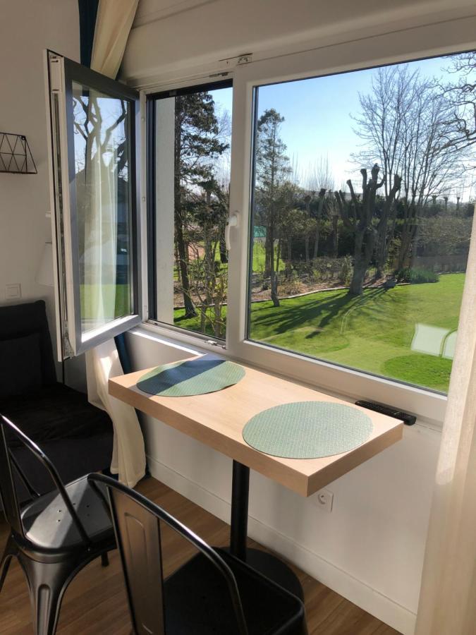 Residence Cosyade Equipee D'Un Parking Prive Gratuit Bourbourg Exterior photo