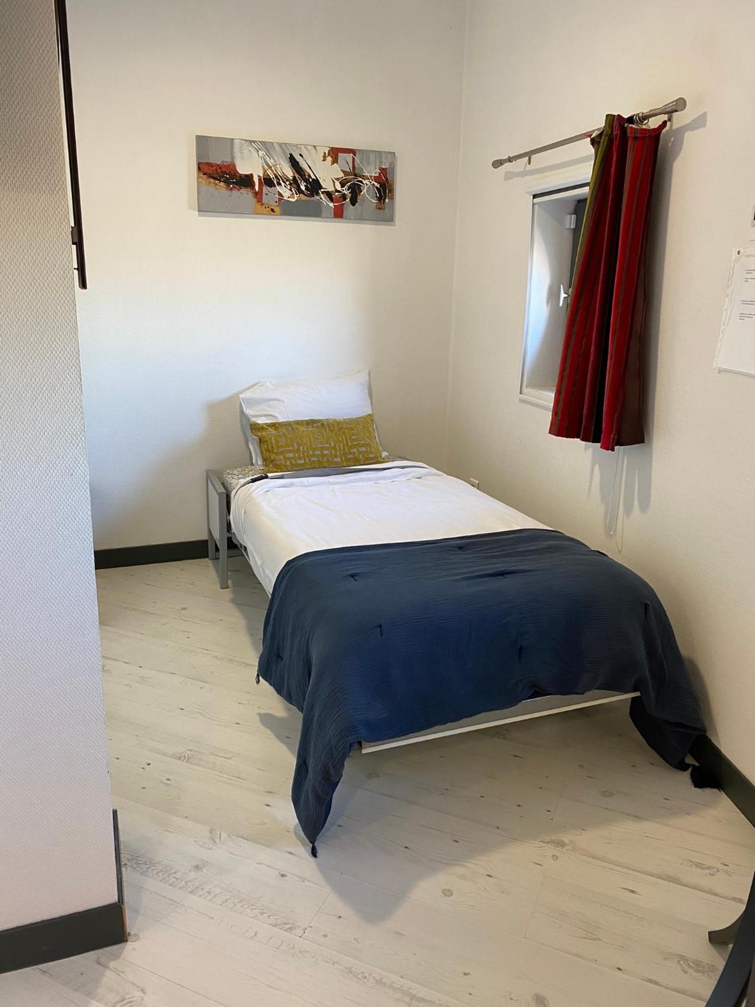 Residence Cosyade Equipee D'Un Parking Prive Gratuit Bourbourg Exterior photo